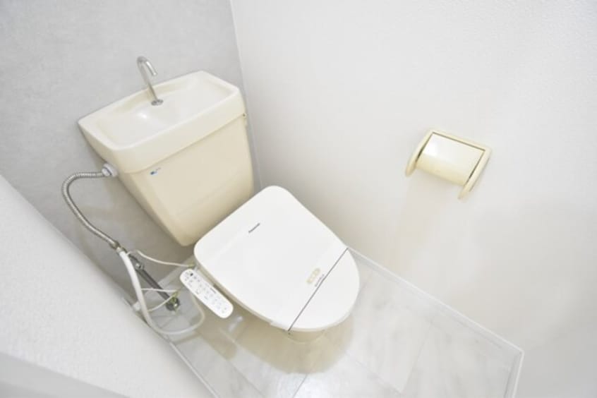 温水洗浄暖房便座 サンタウン円座 E棟
