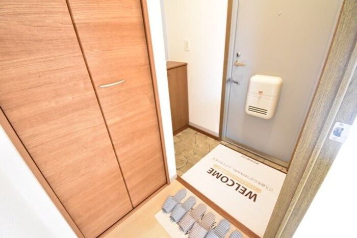 玄関 サンタウン寺井 B棟