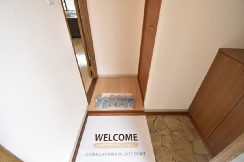 玄関 サンタウン寺井 B棟