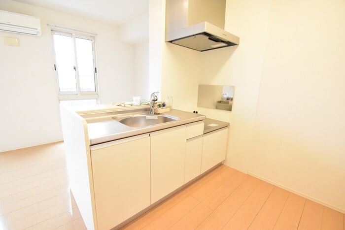 キッチン サンフラワー今里