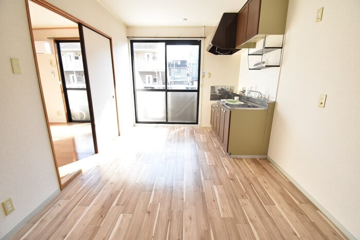 ＤＫ７．５帖 シーサイドハイツ松井 B棟