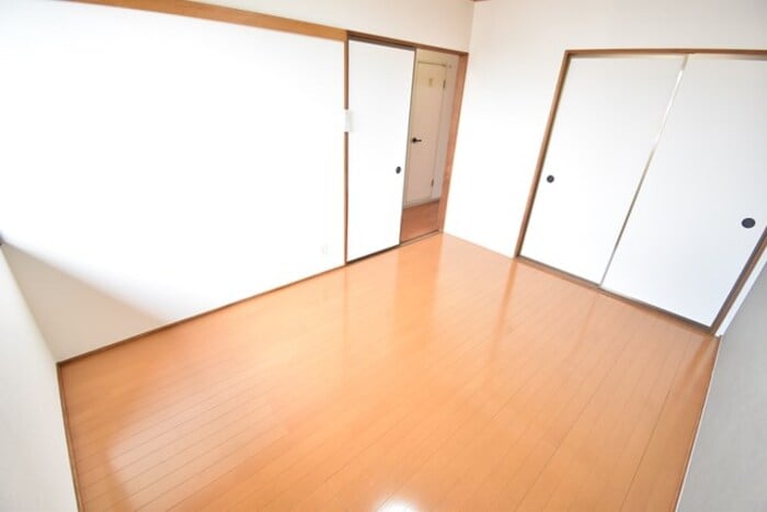 北洋室６帖 スカイコート38 C棟