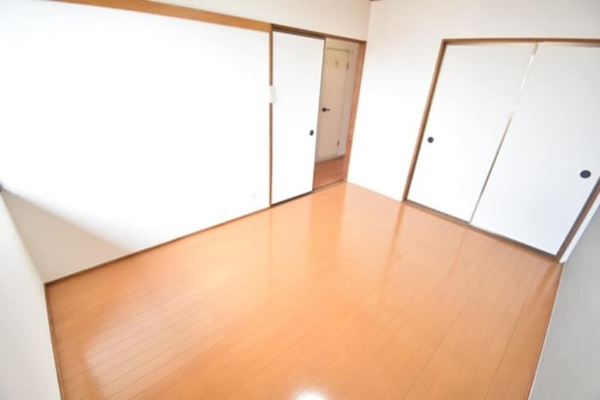 北洋室６帖 スカイコート38 C棟