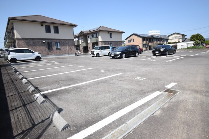 駐車場 セジュール六条 A棟