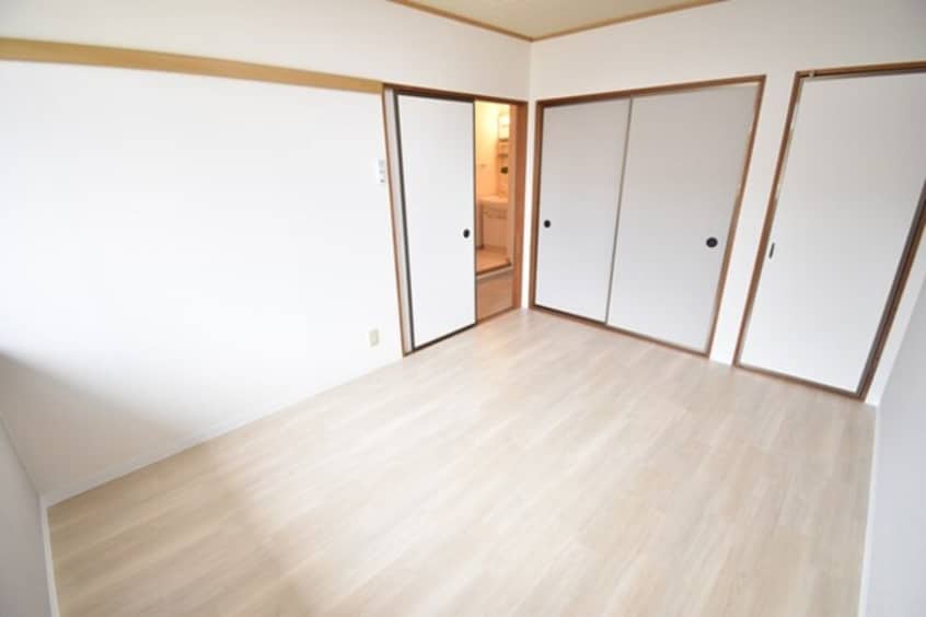 北洋室６帖 ハイツアベニール A棟