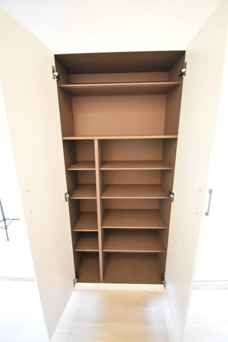 シューズボックス ハイツアベニール A棟