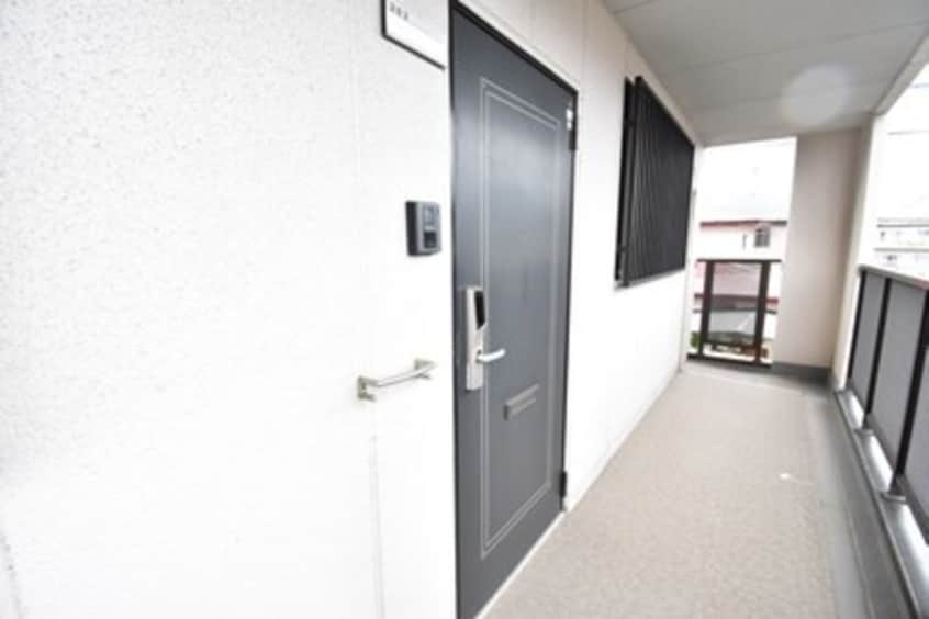 玄関 ハピネス三条