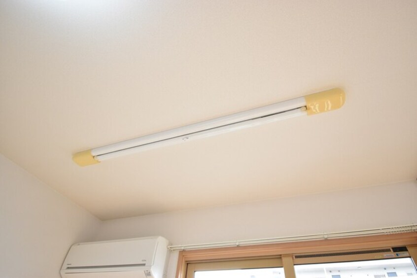 室内物干し フォンターナ伏石 B棟