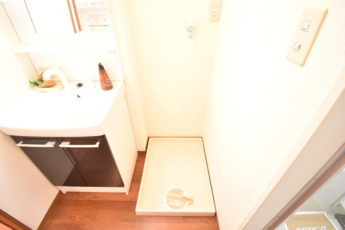 室内洗濯機置き場 フローラルアベニュー藤田