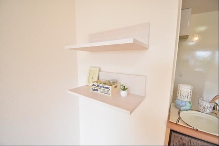 収納棚（ＬＤＫ） ベルタ松縄