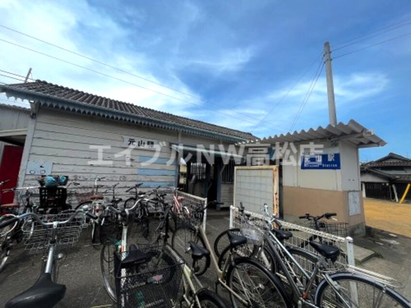 元山駅まで821m メゾンシャルム木太 B棟