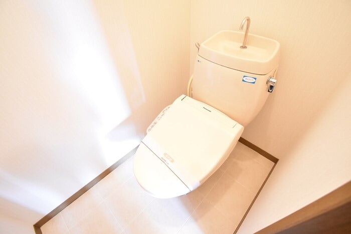 温水洗浄暖房便座 メゾンド・ソレイユ