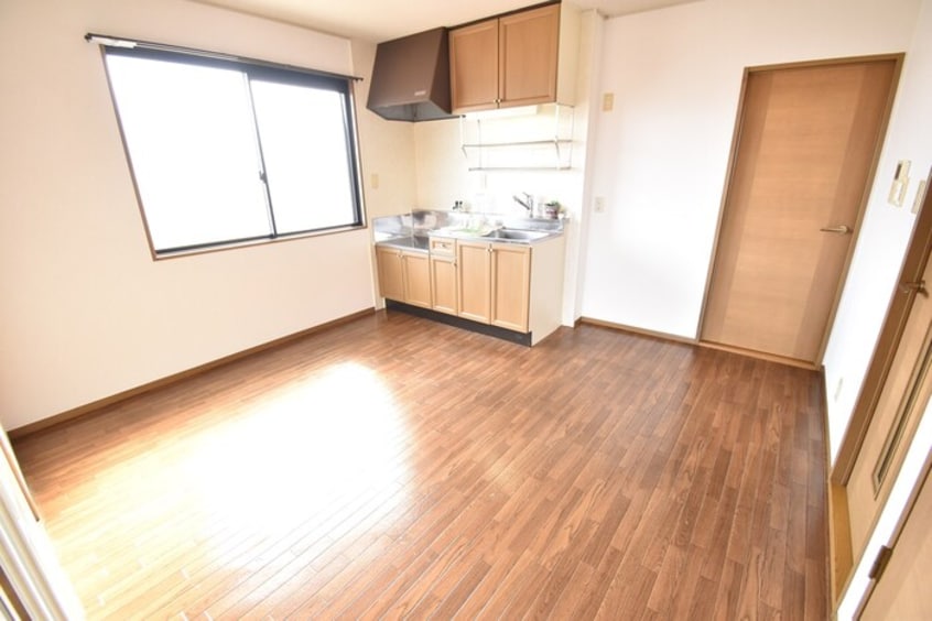 ＤＫ８帖 メゾンド・ソレイユ