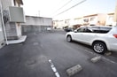 駐車場 メゾン・ド・アムール A棟
