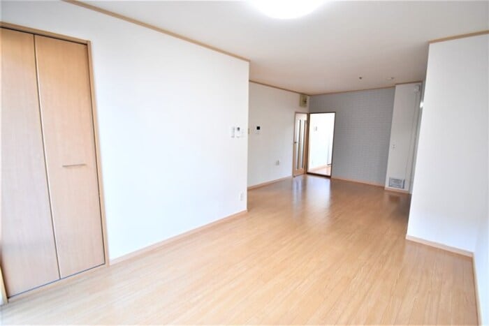 ＬＤＫ１２帖 メゾン・ド・アムール A棟