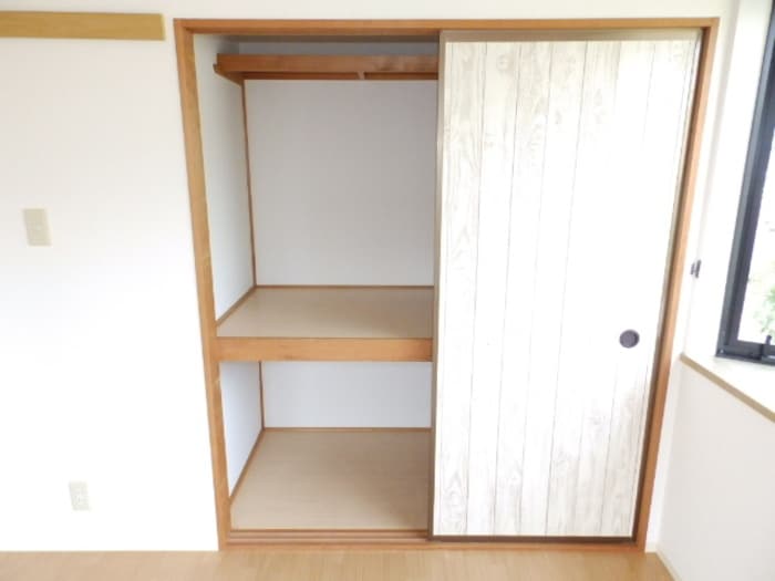 東洋室物入れ メゾン・ド・ボヌール C棟