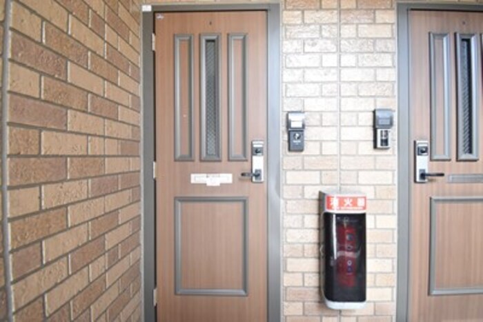 玄関 リジェール東山崎 A棟