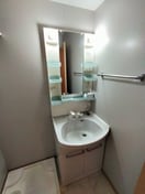  リビングタウン伏石 A棟