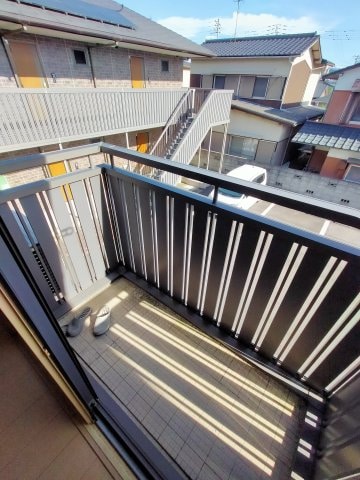  リビングタウン伏石 A棟