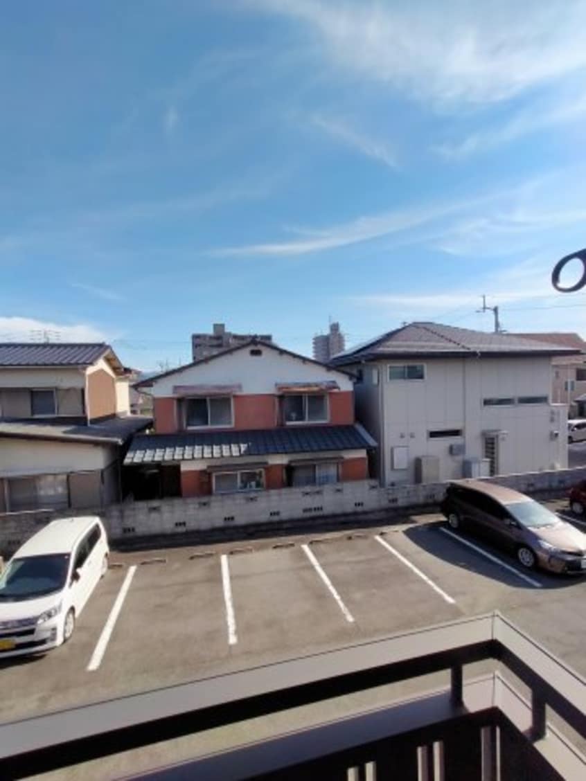  リビングタウン伏石 A棟