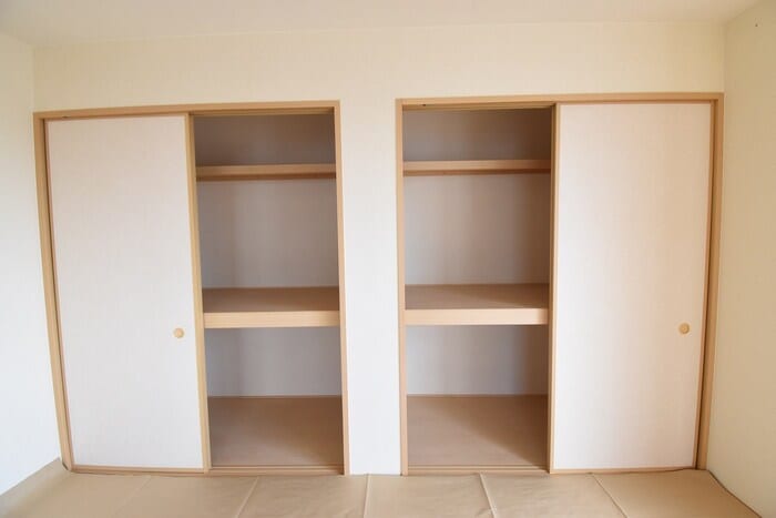 押入 レインボーガーデン D棟