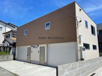 ガレージハウス小松島