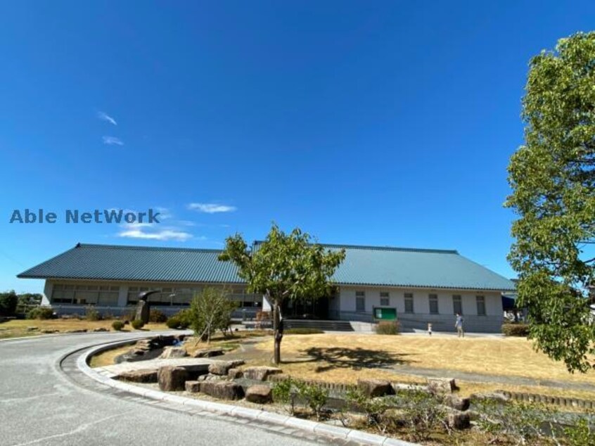 阿南市立那賀川図書館(図書館)まで2650m マツモトGマンションA・B