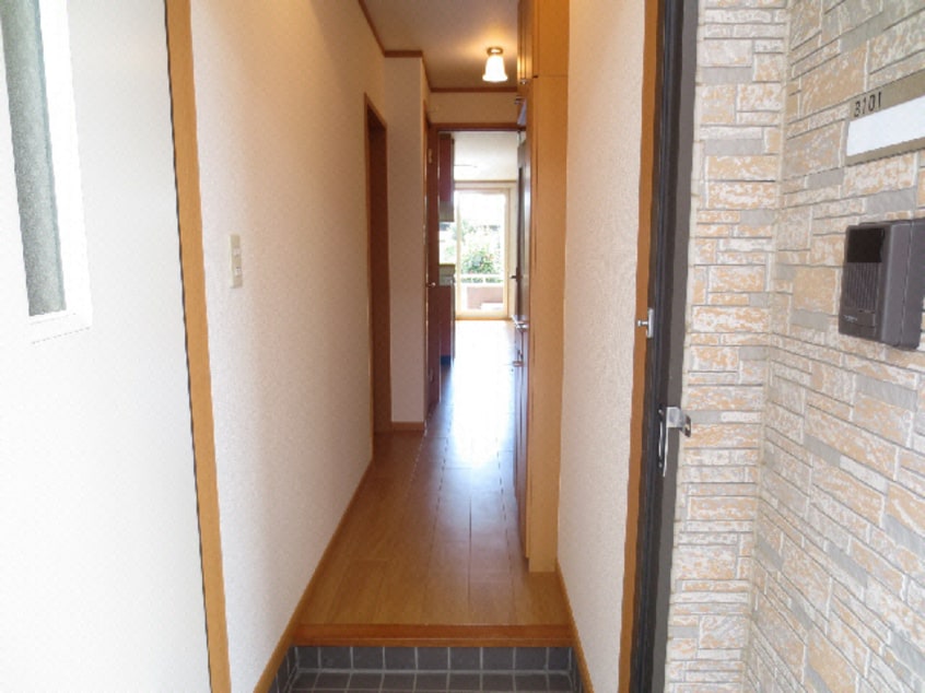 玄関 シャン・ド・フルールＡ・Ｂ