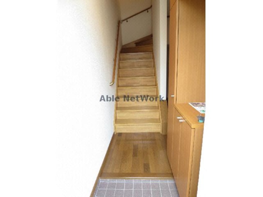 玄関 ハイツ ロジュマンA・B