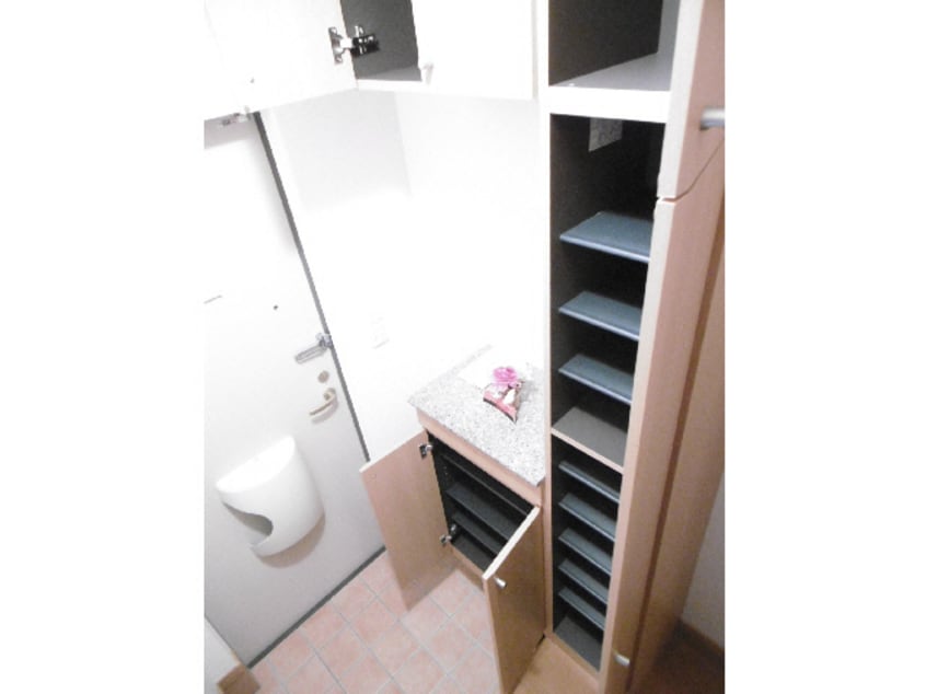 玄関 アンジェリカ A・B・C