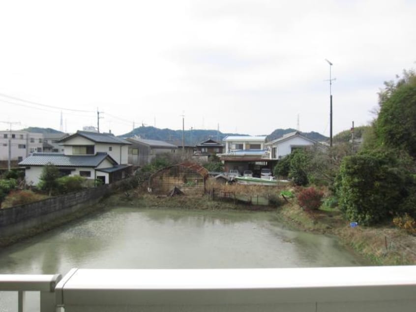 見晴らし良好 ハッピネスハウスA・B