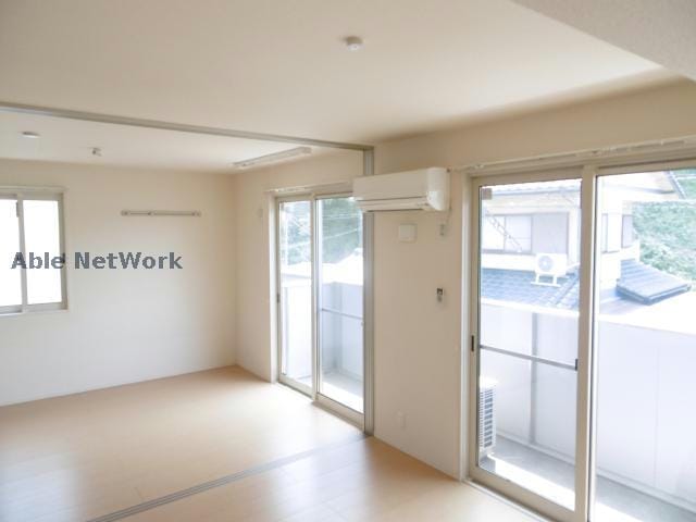 同タイプ コンフォーティア　Ｍ