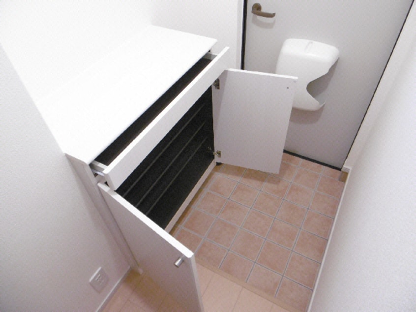 玄関 サニーフラット