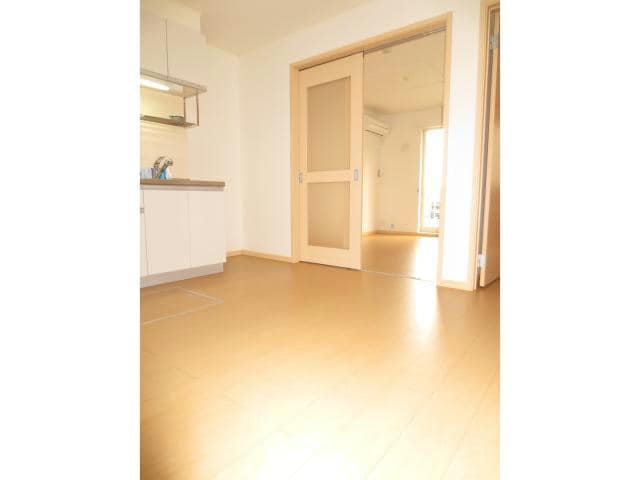 ダイニングキッチン ジュネスＡ・Ｂ