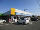 ローソン小松島赤石店(コンビニ)まで499m フリーデン
