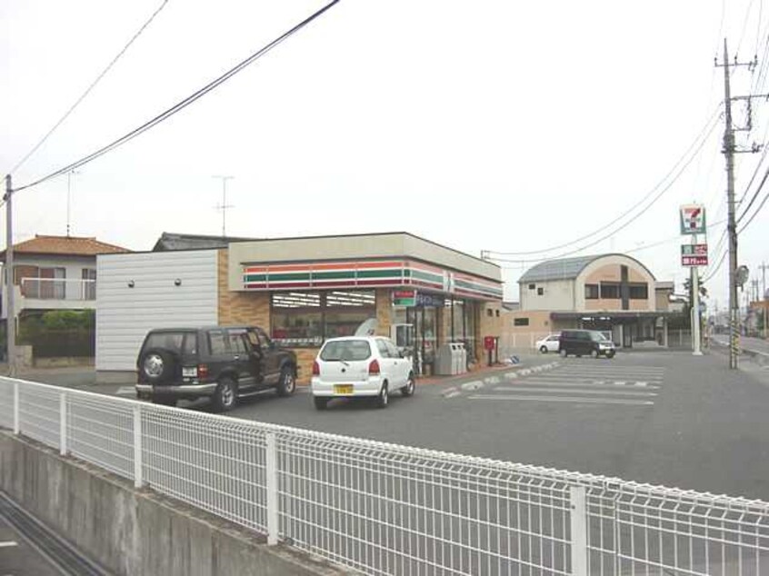 コンビニまで800ｍ ティアラＢ