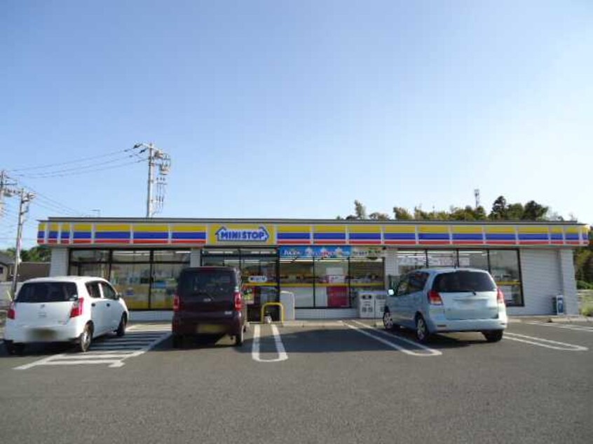 ミニストップ尾島粕川店まで1，301ｍ ル・ポラリス