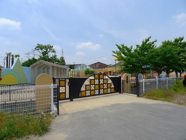 育実保育園まで350m パークハイツＹ