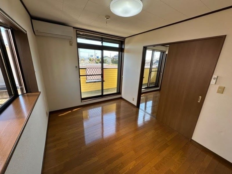 北側洋室 ラ・フォーレ１２２