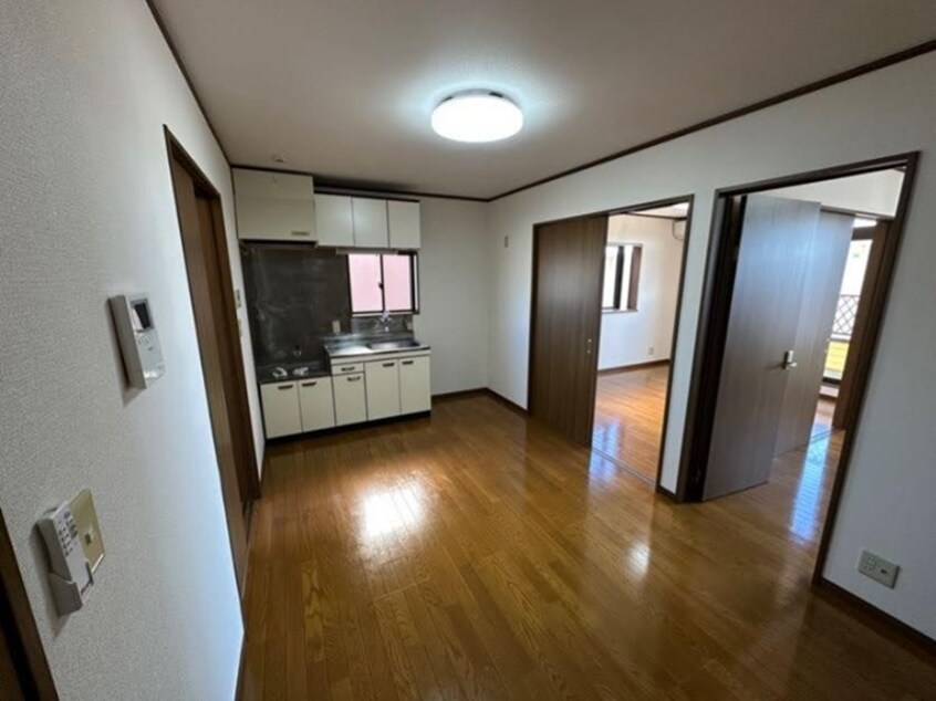 ダイニング ラ・フォーレ１２２