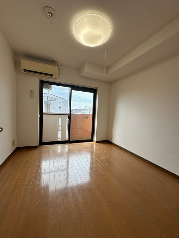 洋室 エバライフ