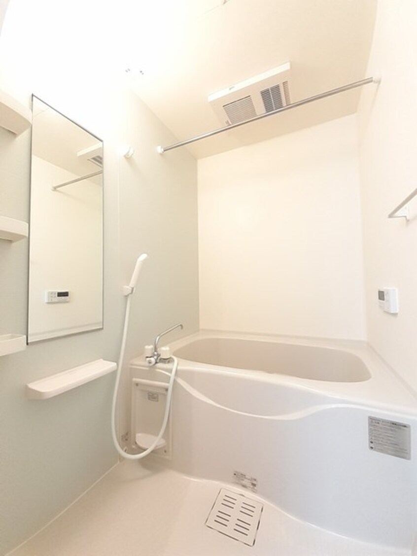  エテルノ・サーブ　Ｂ