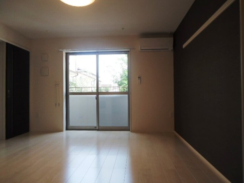 リビング アムールガーデン