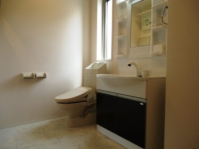 サニタリー アムールガーデン