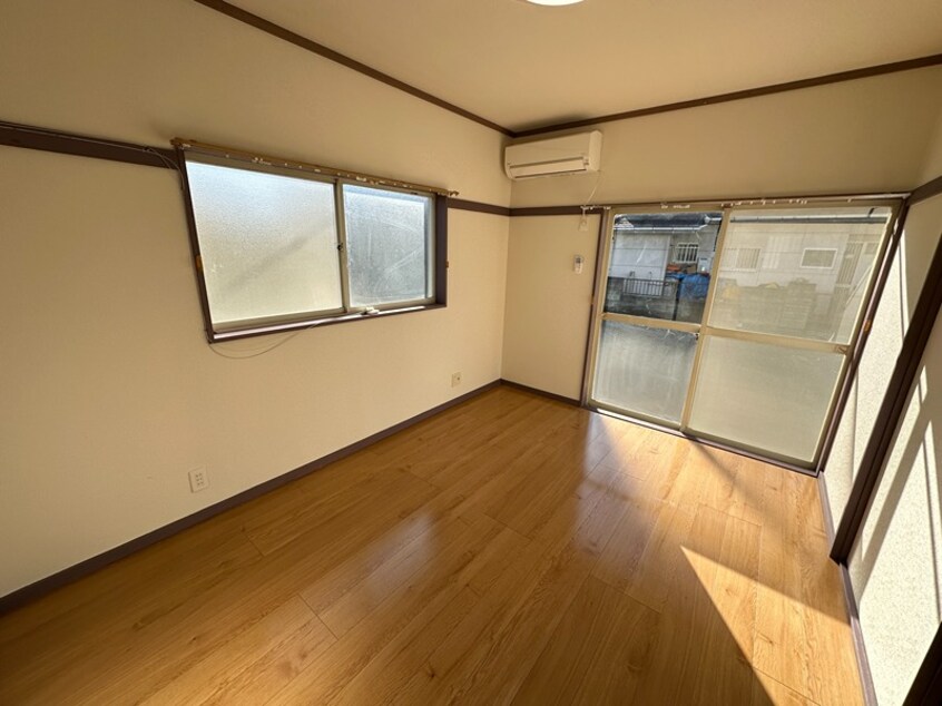 南東側洋室 ミユキプレイス大泉城之内