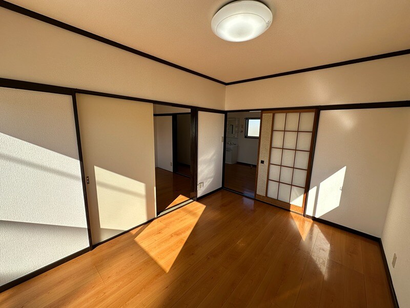 南東側洋室 ミユキプレイス大泉城之内