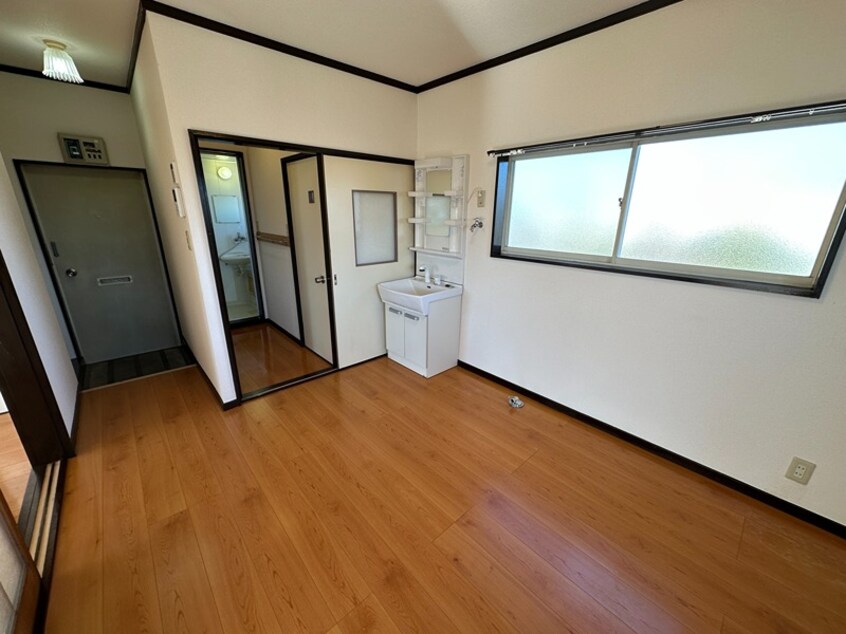 ダイニング ミユキプレイス大泉城之内