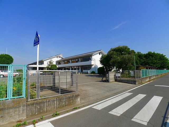 太田市立宝泉南小学校まで1100m グロワールＢ