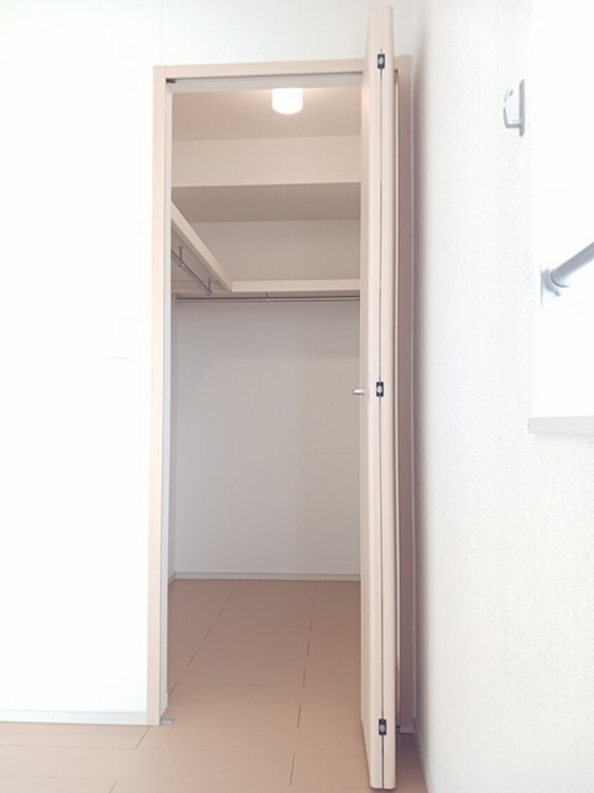  ウォーカーズ　タウンＢ