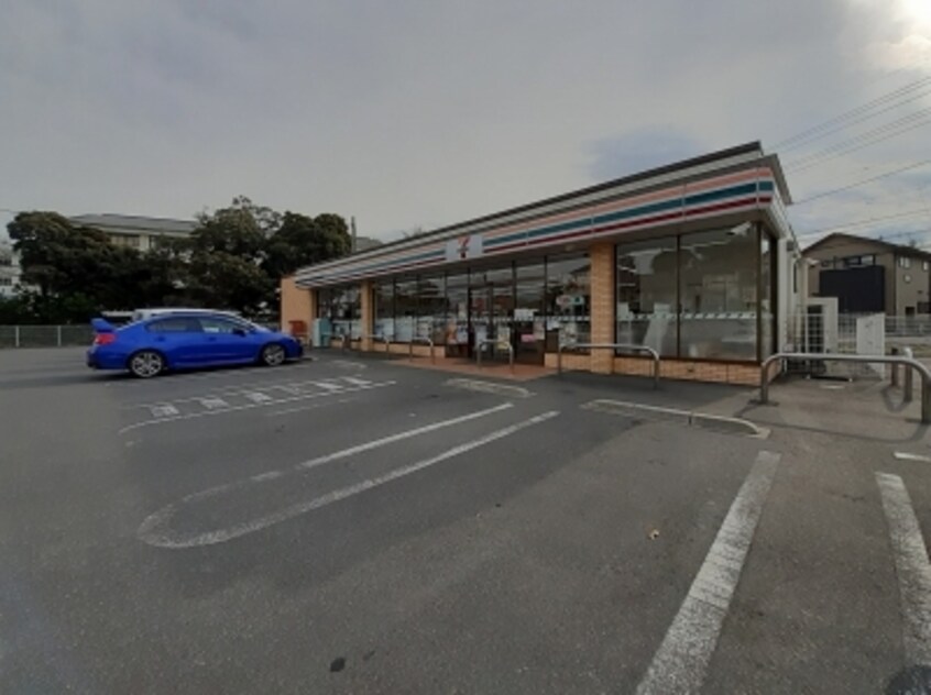セブンイレブン太田市八幡町店まで720m クラール　大島　Ａ